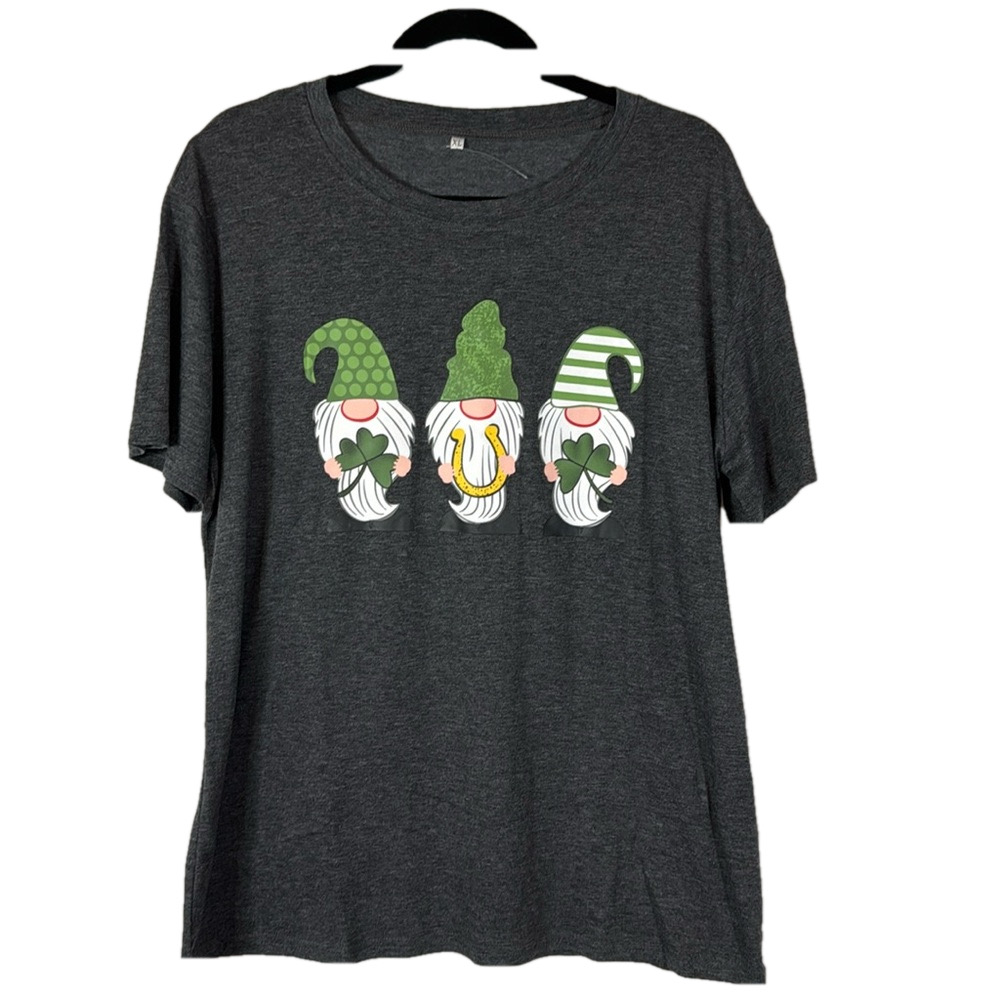 Hanging With My Gnomies ST Patrick’s Day Graphic T Shirt NWOT Size XL SKU0492